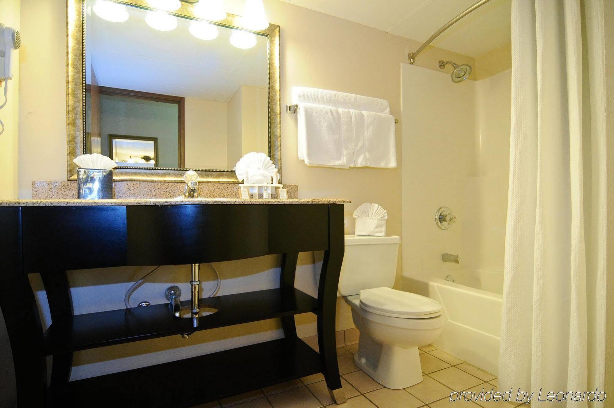 Days & By Wyndham In 2* Lafayette